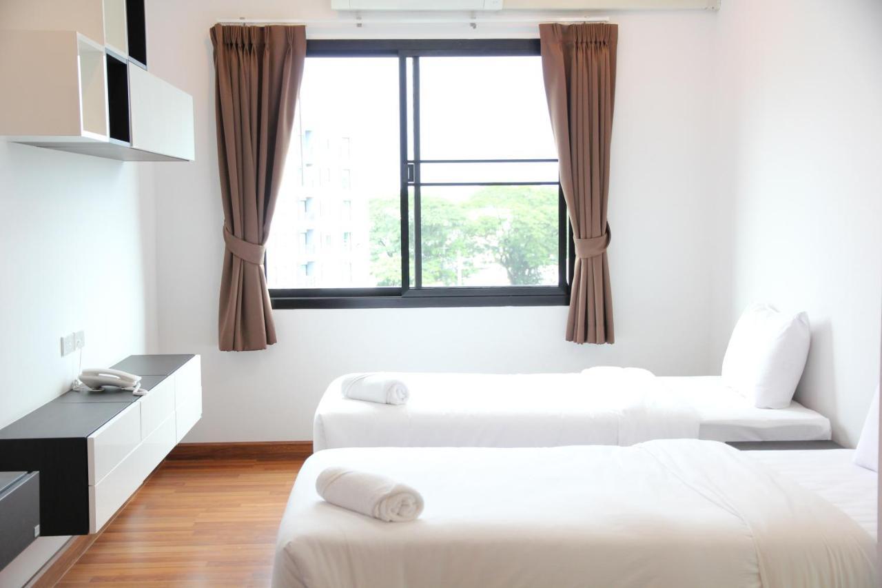 V-Twin Donjan Service Apartment Τσιάνγκ Μάι Εξωτερικό φωτογραφία