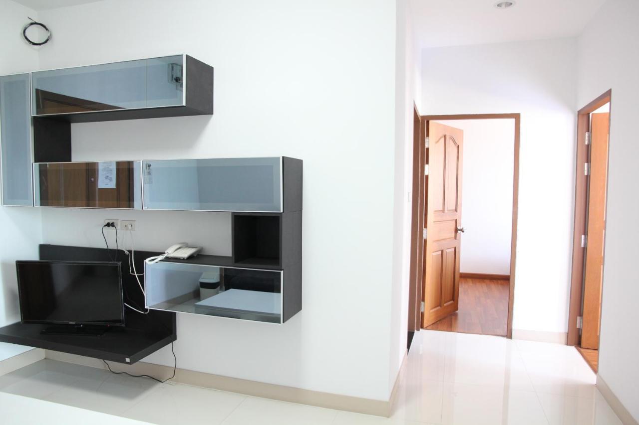 V-Twin Donjan Service Apartment Τσιάνγκ Μάι Εξωτερικό φωτογραφία