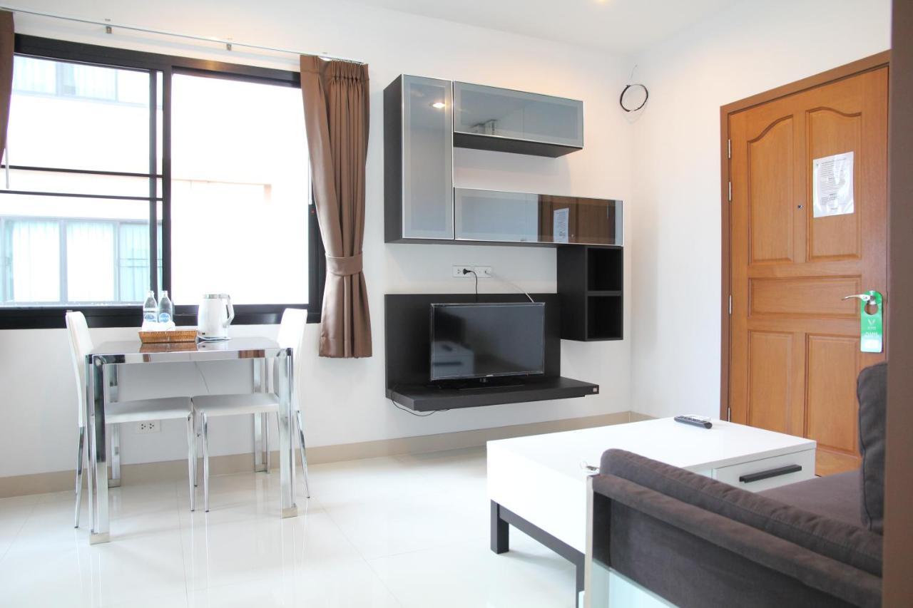 V-Twin Donjan Service Apartment Τσιάνγκ Μάι Εξωτερικό φωτογραφία